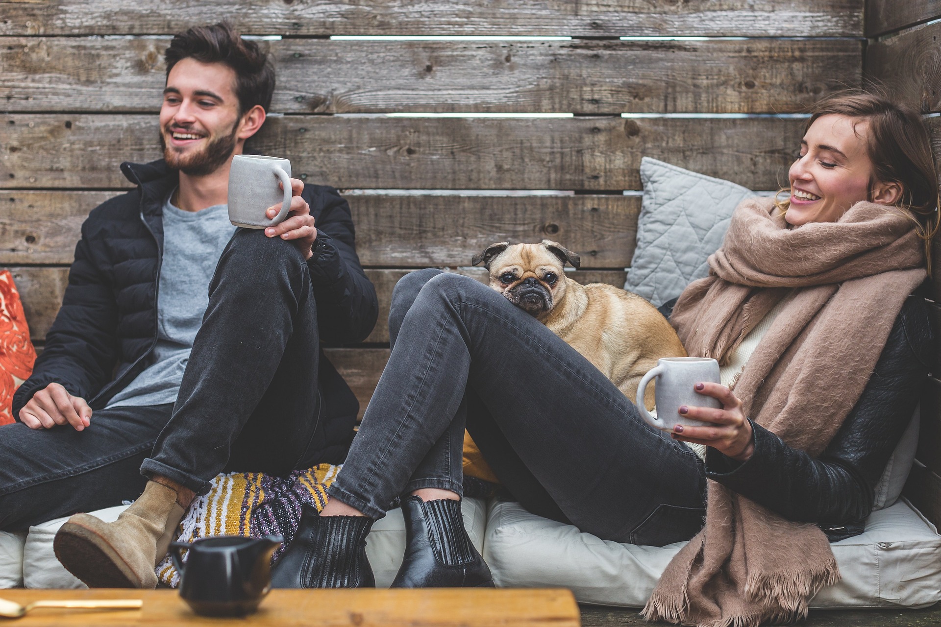 Relationships and mental health are linked, as these people bond over coffee.