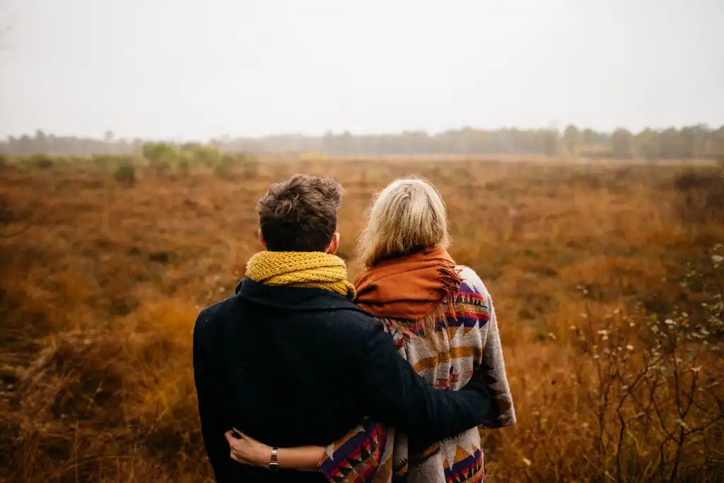 If you're looking for residential mental health treatment for a loved one, show kindness like in this photo of two people embracing.